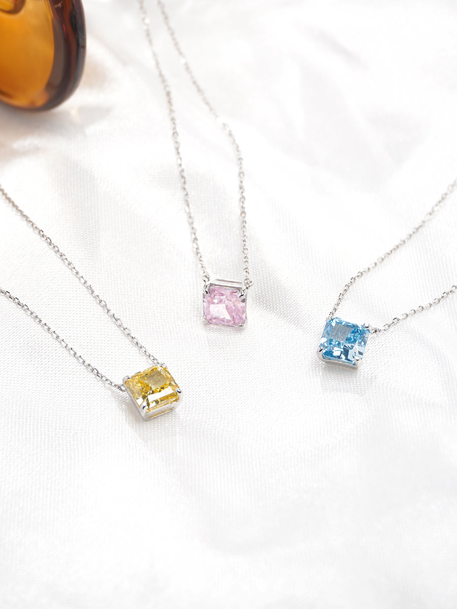 Frosted Blossom Necklace GN001