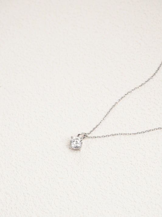 Moissanite Radiant Round Necklace GN002