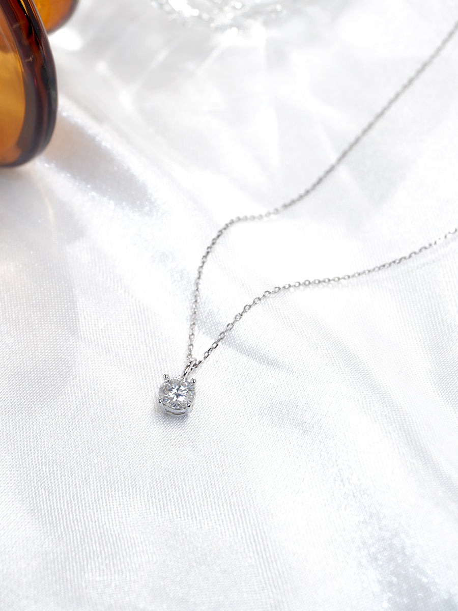 Moissanite Radiant Round Necklace GN002