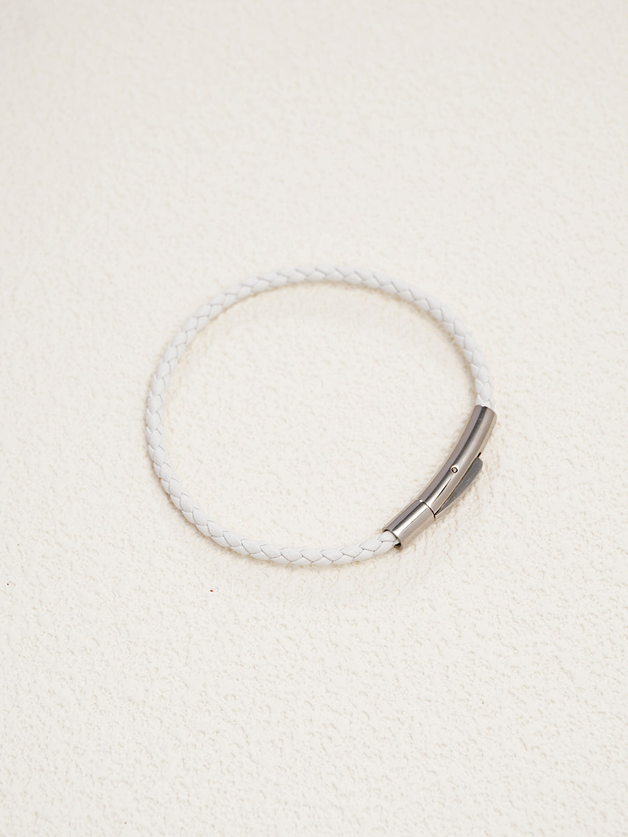 Round Clasp Braided Leather Bracelet RB015