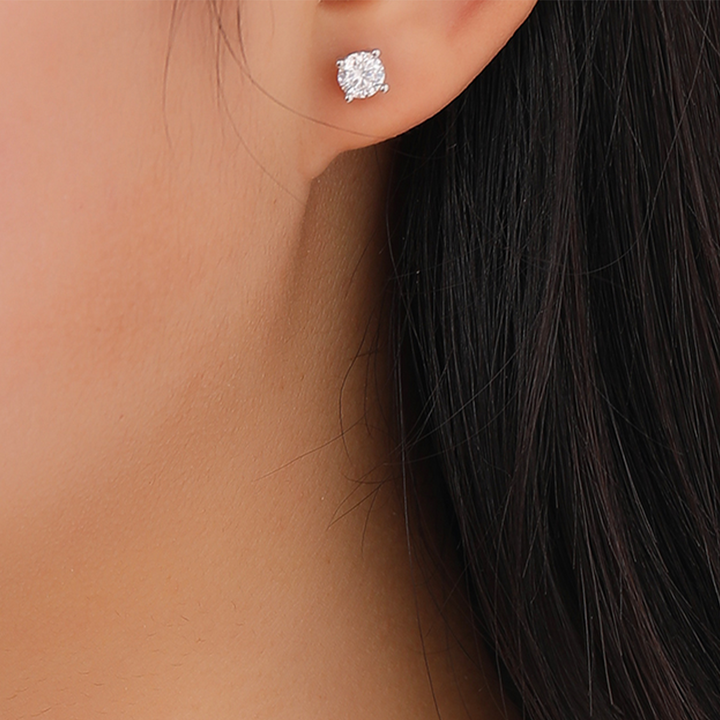 Moissanite-round-radiant-Silver-earrings